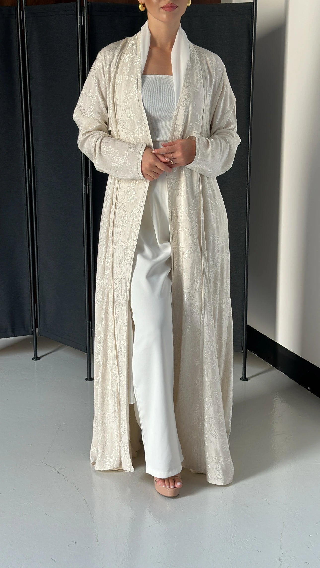 Perlina in white