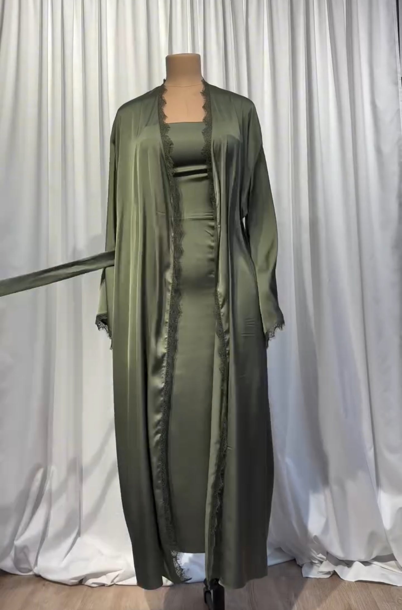 Arina In green